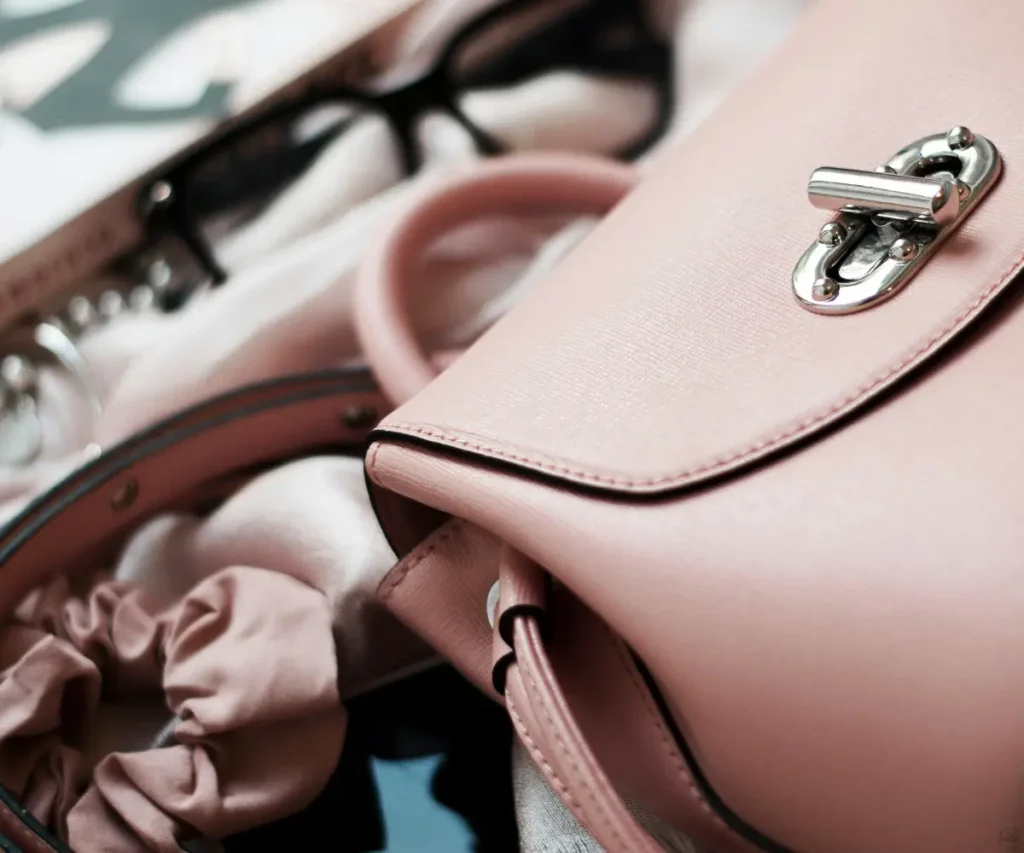 pink purse