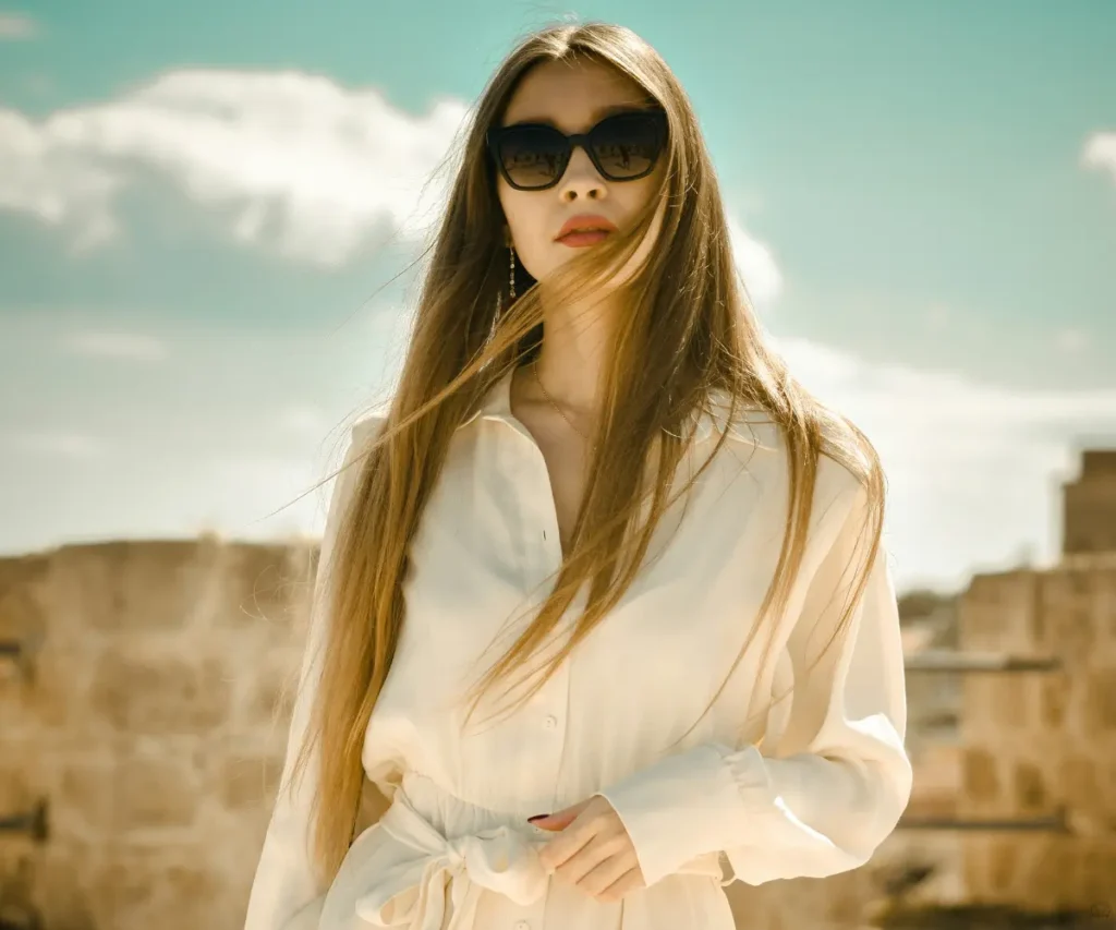 woman in white dresses